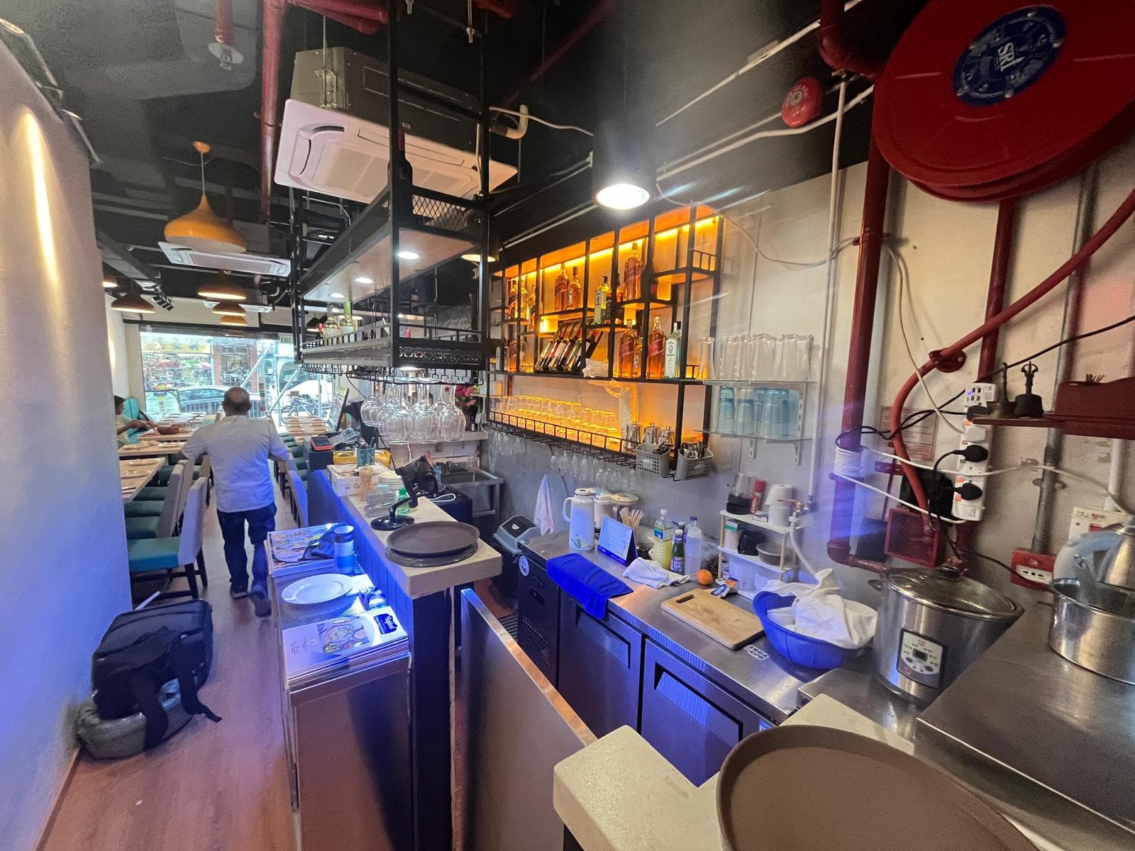 Indian, western and nepalese cuisine